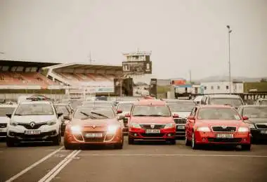 Autokoncert - Leoš Mareš na Autodromu Most