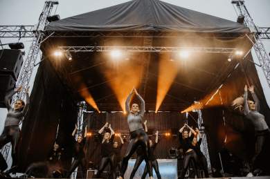 Autokoncert - Leoš Mareš na Autodromu Most