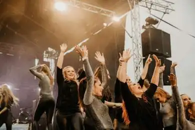 Autokoncert - Leoš Mareš na Autodromu Most