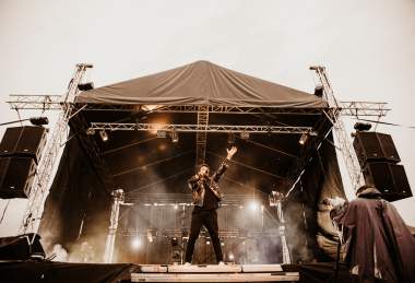 Autokoncert - Leoš Mareš na Autodromu Most