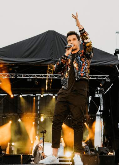 Autokoncert - Leoš Mareš na Autodromu Most