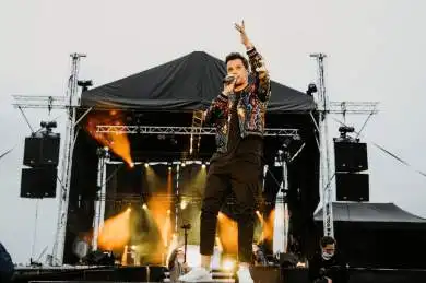 Autokoncert - Leoš Mareš na Autodromu Most