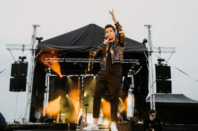 Autokoncert - Leoš Mareš na Autodromu Most