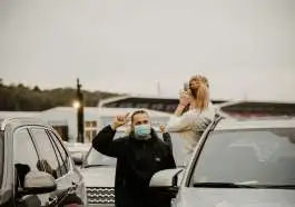 Autokoncert - Leoš Mareš na Autodromu Most