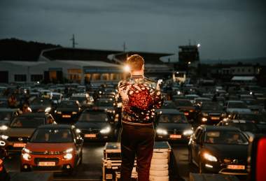 Autokoncert - Leoš Mareš na Autodromu Most