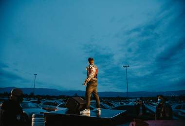 Autokoncert - Leoš Mareš na Autodromu Most