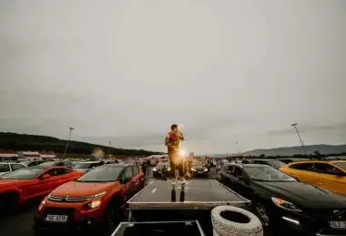 Autokoncert - Leoš Mareš na Autodromu Most