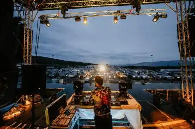 Autokoncert - Leoš Mareš na Autodromu Most