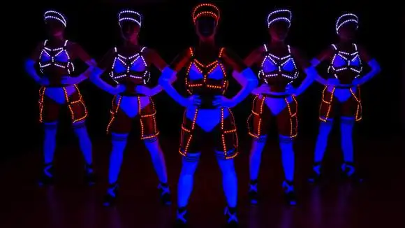 Tron Girls - Dolls Show 