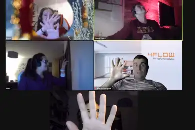4FLOW online vánoční večírek