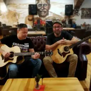 VaPa Acoustic Duo