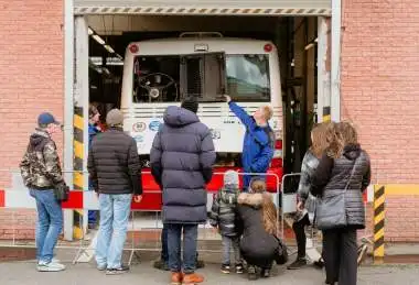 Den otevřených dveří v depu Klíčov