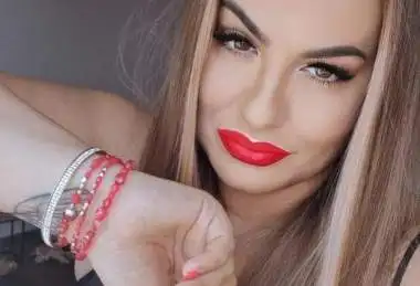 Leona Gyöngyösi