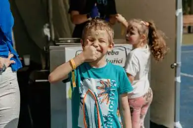 Výročí otevření a rodinný den Amazon