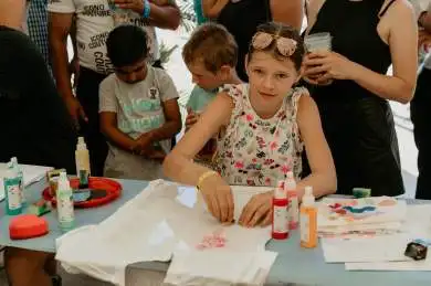 Výročí otevření a rodinný den Amazon