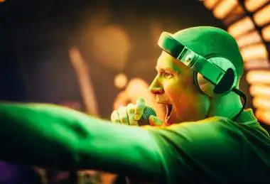 DJ WOW