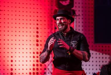 Firemní bubnování