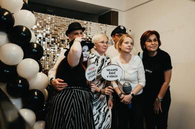 SSI Black and White party