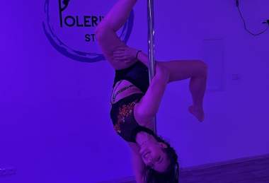 Pole dance Aneta Niklová