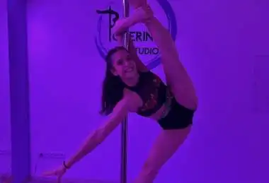 Pole dance Aneta Niklová