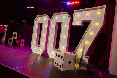  Vánoční večírek společnosti Donaldson