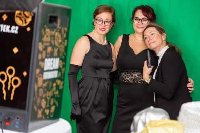  Vánoční večírek společnosti Donaldson