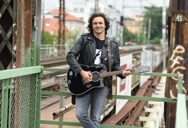 Jan Vytásek - hudební program solo i s doprovodnou kapelou Blackbirds