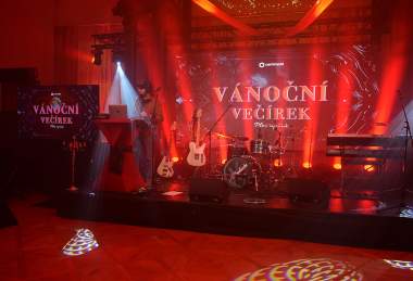 Ples upírů na Zámku Větruše