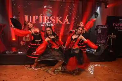 Ples upírů na Zámku Větruše