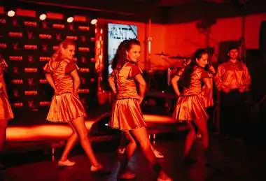 Vánoční večírek na Divokém Západě