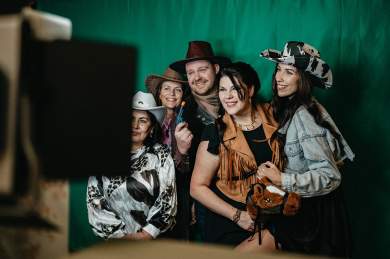 Vánoční večírek na Divokém Západě