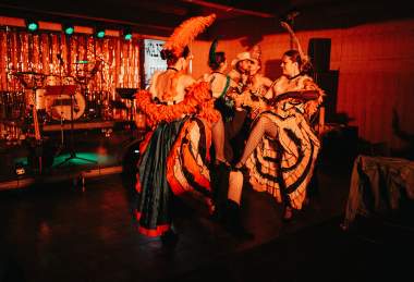 Vánoční večírek na Divokém Západě