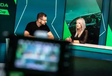 moderátorka | scenáristka | sportovní moderátorka