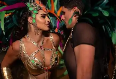 Samba La Bomba show