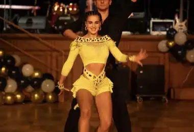 Samba La Bomba show