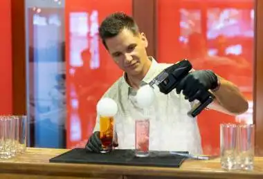 Barmanská molekulární show