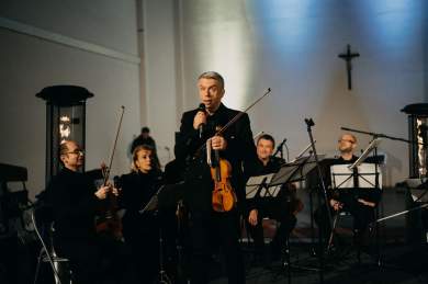 Adventní koncert Jaroslava Svěceného - Dream PRO