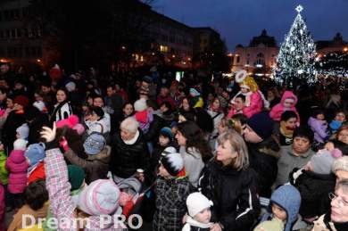 Mikulášská nadílka na Lidickém náměstí