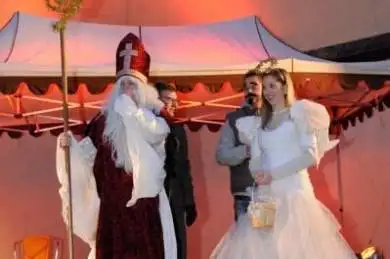 Mikulášská nadílka u OC Fora