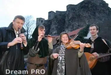 Advent na hradě Střekov