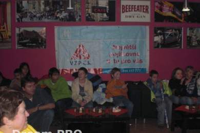Mikulášká pro dětské domovy v Café la Rue