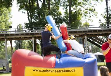 Amazon - Na jedné lodi