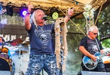 The Rumble of Skulls