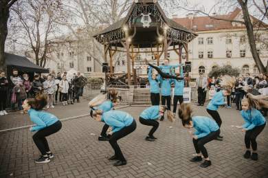 Rozsvícení vánočního stromečku Neštěmice 2019