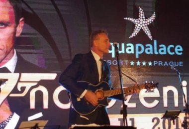 007 narozeniny Aquapalace Hotel Praha 2015