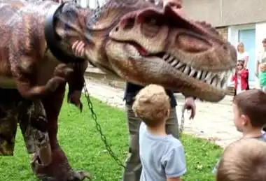 Výstava dinosaurů v Teplické OC Galerie 2014